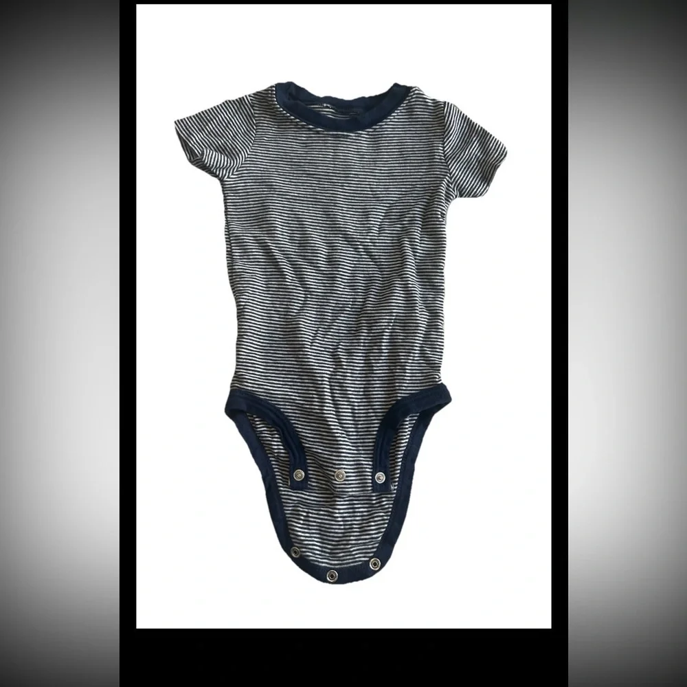 Carters  12M One Piece Blue And White Stripped Boys Short Sleeves (0511)